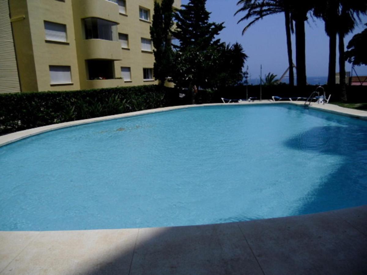 אסטפונה Apartamento Puerto Deportivo מראה חיצוני תמונה